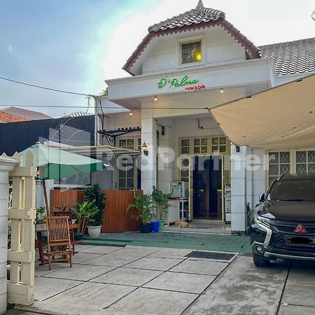 D Palma Near Lokananta Manahan Mitra Reddoorz Solo المظهر الخارجي الصورة