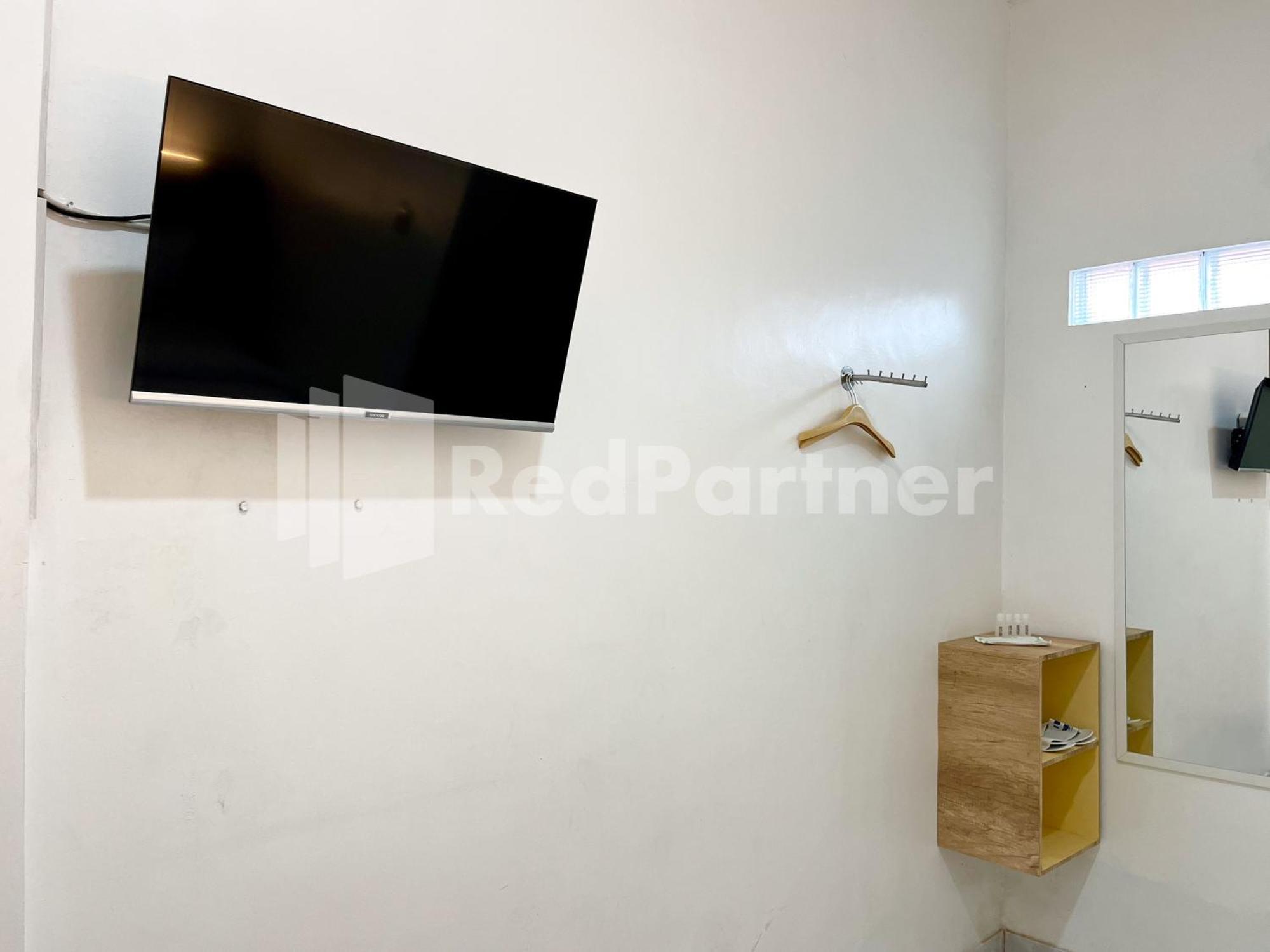 D Palma Near Lokananta Manahan Mitra Reddoorz Solo المظهر الخارجي الصورة